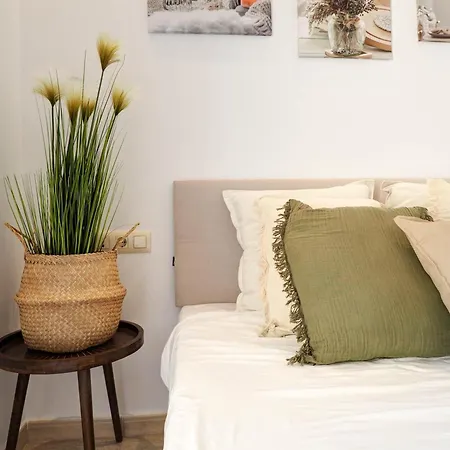 Claudia By Hello Homes
