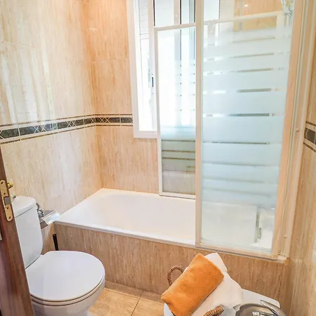 Vila Claudia By Hello Homes