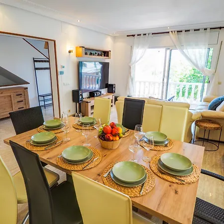 Vila Claudia By Hello Homes *