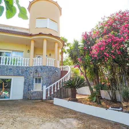 Vila Claudia By Hello Homes Sitges