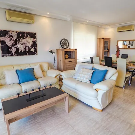 Vila Claudia By Hello Homes